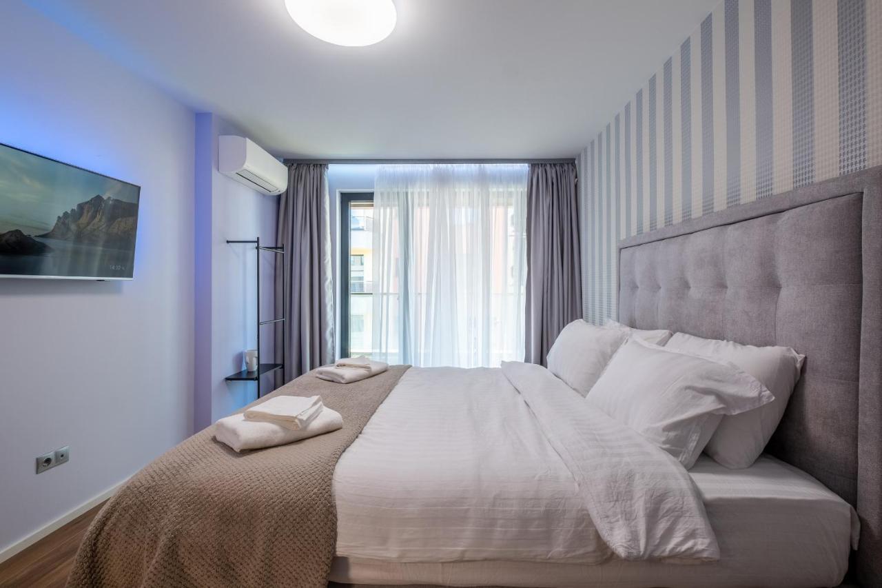Emirates Lux Apartment And Parking Sofia Ngoại thất bức ảnh