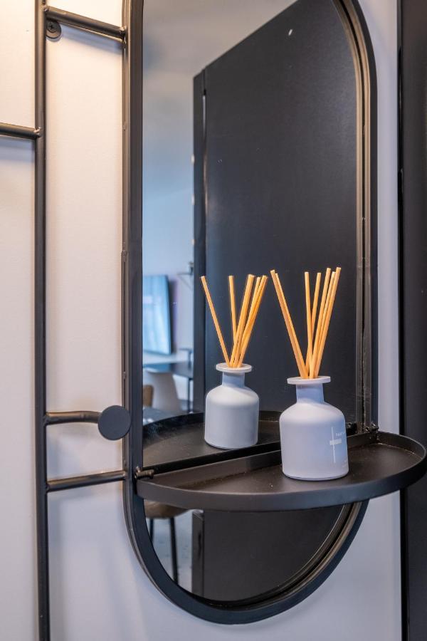 Emirates Lux Apartment And Parking Sofia Ngoại thất bức ảnh