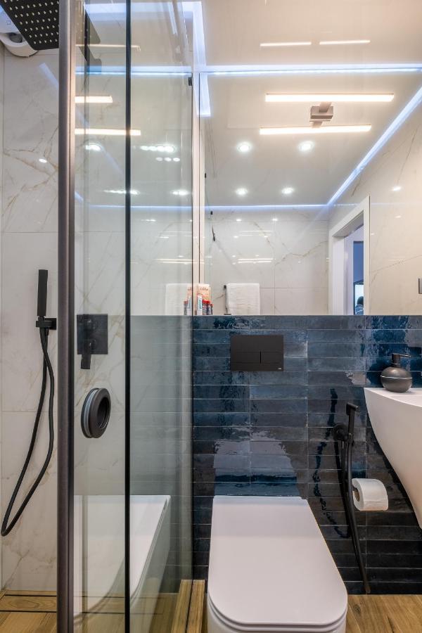 Emirates Lux Apartment And Parking Sofia Ngoại thất bức ảnh